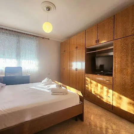 Ring Flat W 24h Check In * Tirana