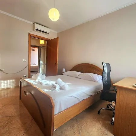 Apartment Ring Flat W 24h Check In Tirana
